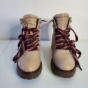 Gentle Souls Breanna Leather Lace-up Boots Size 9 Chunky Heel Combat Lug Sole